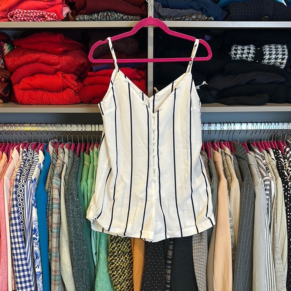 Zaful white/navy stripe adjustable spaghetti strap v neck romper size 6 NWT